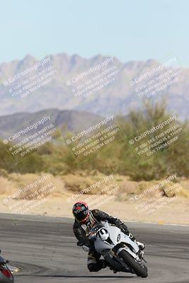 media/Nov-16-2025-Race Pace (Sun) [[8c5fa54630]]/Non Verified Riders (1st 20 Minutes)/2-Turn 10 (1010am)/